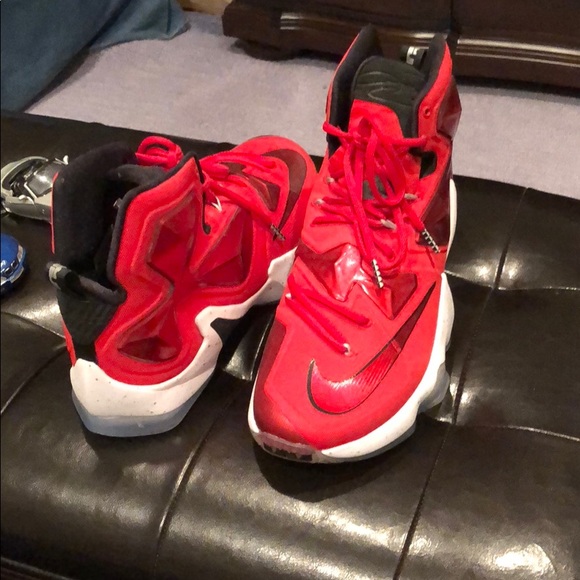 Nike basketball shoes - Picture 3 of 4